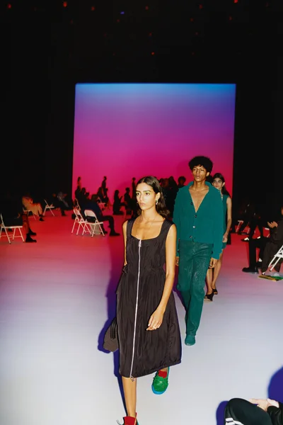 Look 33
